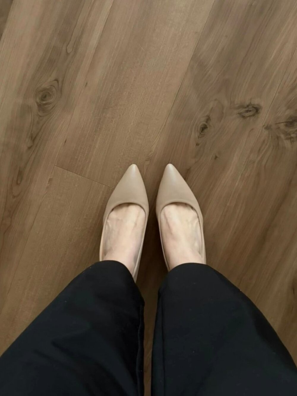 Shein Apricot/Beige Court Office Work Heels Pointed Toe Block Heel Size 6
